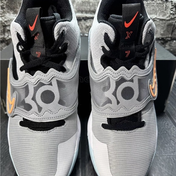 Nike KD Trey 5 X Wolf Grey White Barely Volt Mens Size 11 DD9538 009 - Picture 3 of 12